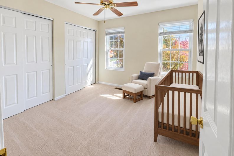 Photo 10 of 28 of 1344 Cayton Rd, Florence, KY