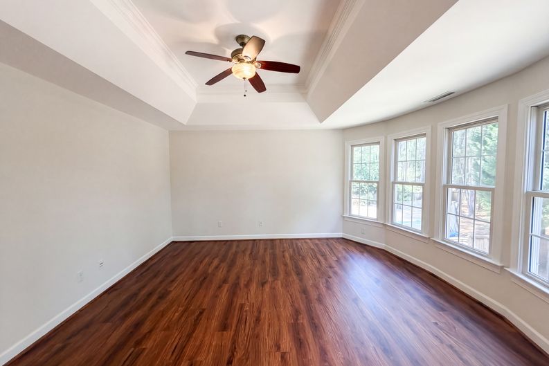 Photo 4 of 26 of 6312 Ridgemount St, Wake Forest, NC