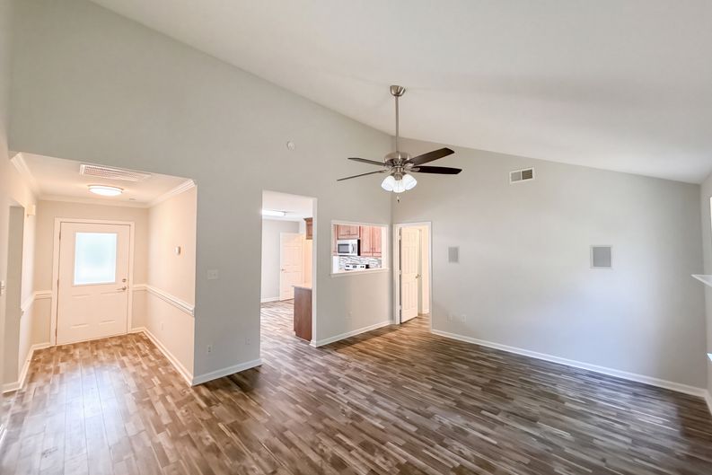 Photo 7 of 19 of 3760 Sedgewick Dr SW, Concord, NC