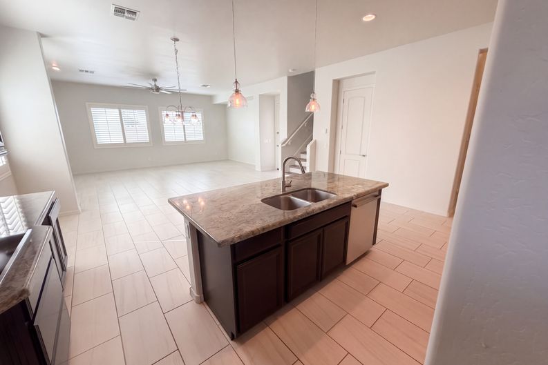 Photo 10 of 59 of 20509 W Valley View Dr, Buckeye, AZ