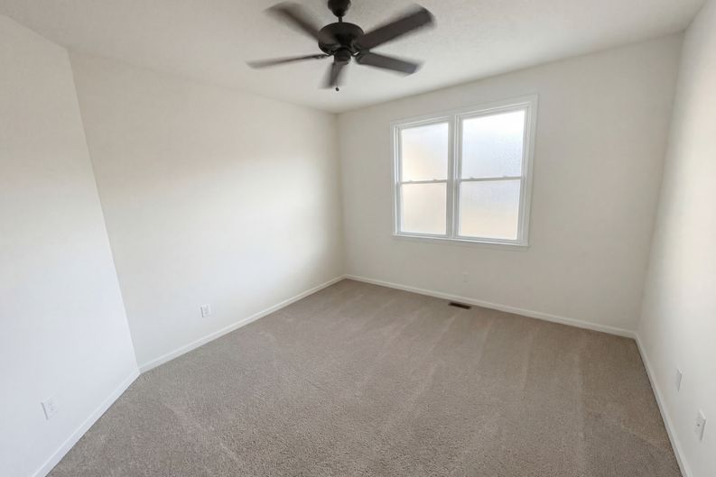 Photo 3 of 26 of 168 Maple Grove Ter, Peachtree City, GA