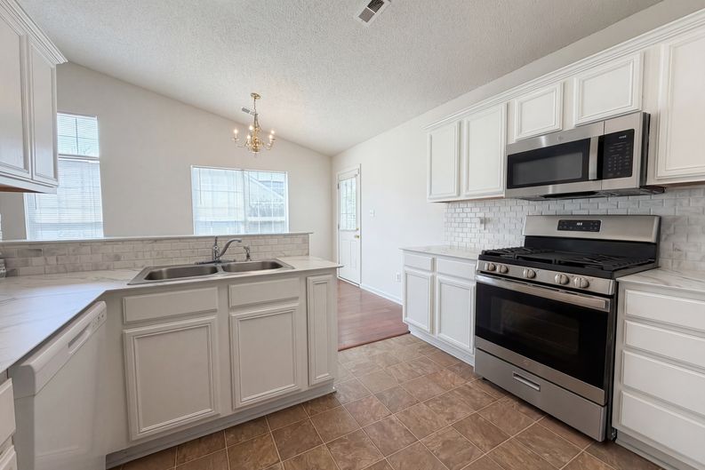 Photo 15 of 16 of 12525 Panthersville Dr, Charlotte, NC