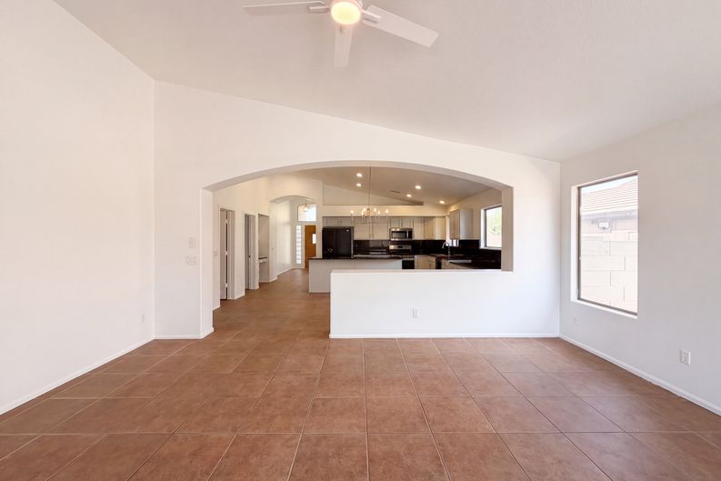 Photo 12 of 30 of 16735 W McKinley St, Goodyear, AZ