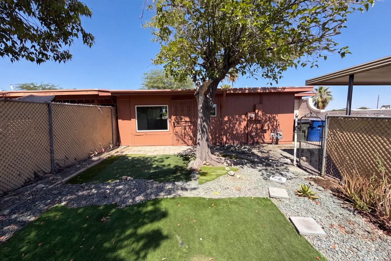 Photo 5 of 21 of 4002 S Lazy Palm Dr, Tucson, AZ