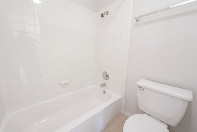 Photo 21 of 68 of 1014 Bretton Woods Dr, Cedar Park, TX