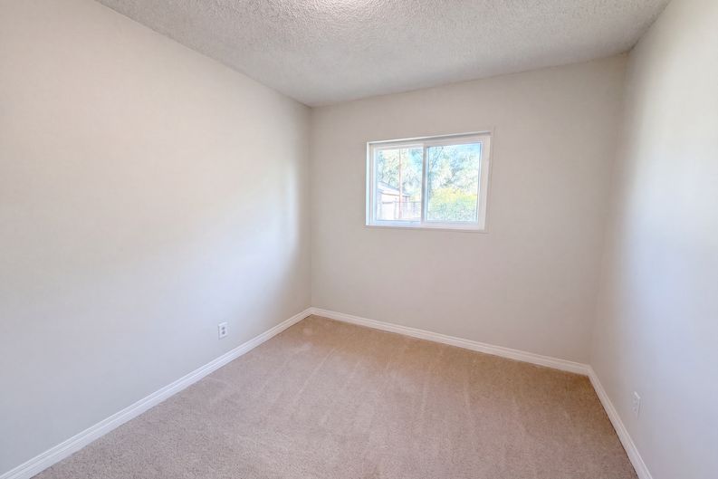 Photo 12 of 21 of 26934 10th St, Highland, CA