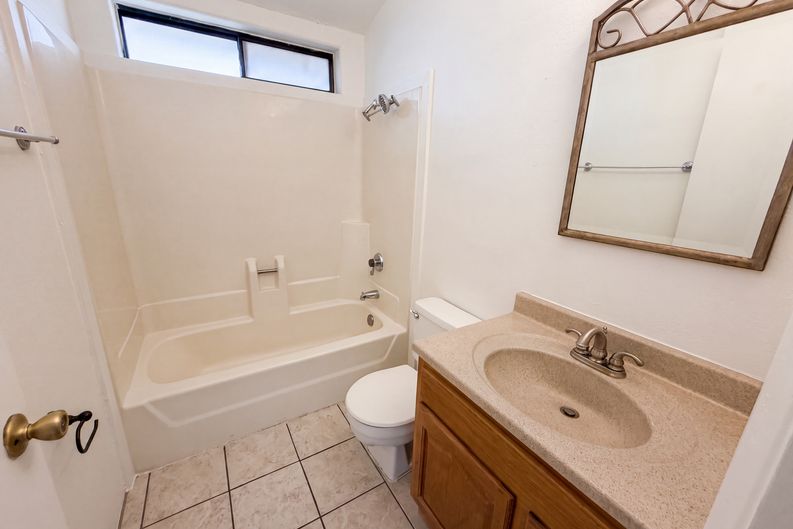 Photo 9 of 26 of 103 N 63rd St, Mesa, AZ