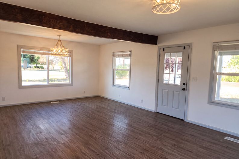 Photo 3 of 22 of 93291 Prairie Rd, Junction City, OR
