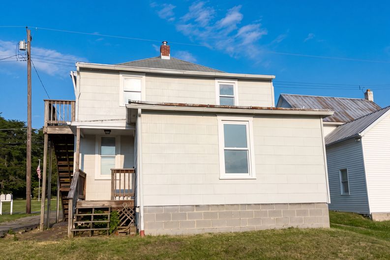 Photo 21 of 26 of 12512 Bradbury Ave, Smithsburg, MD