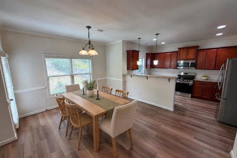 Photo 14 of 39 of 9518 Rushmore Cir, Braselton, GA