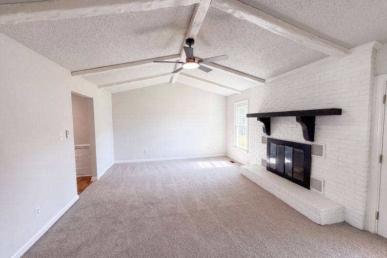 Photo 18 of 20 of 4202 Wrentree Dr, Dallas, NC