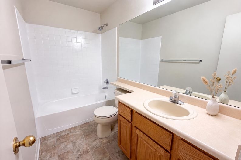 Photo 24 of 40 of 821 Sage Sparrow Cir, Highlands Ranch, CO