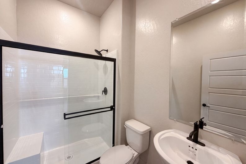Photo 10 of 17 of 2246 N Marion Ave, Clovis, CA