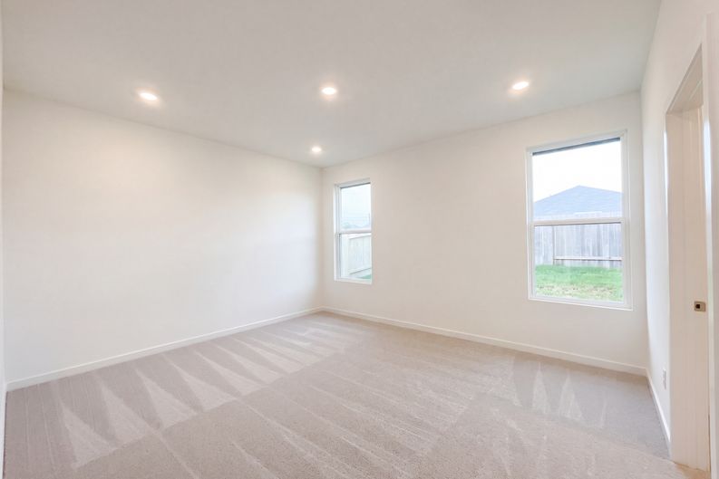 Photo 4 of 16 of 21511 Colonial Meadow Creek Trl, Waller, TX