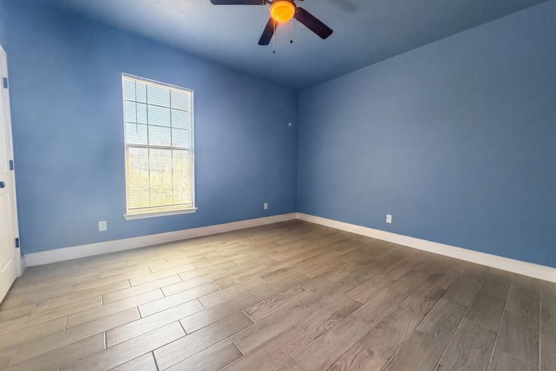 Photo 8 of 13 of 514 Wilchester St, San Antonio, TX