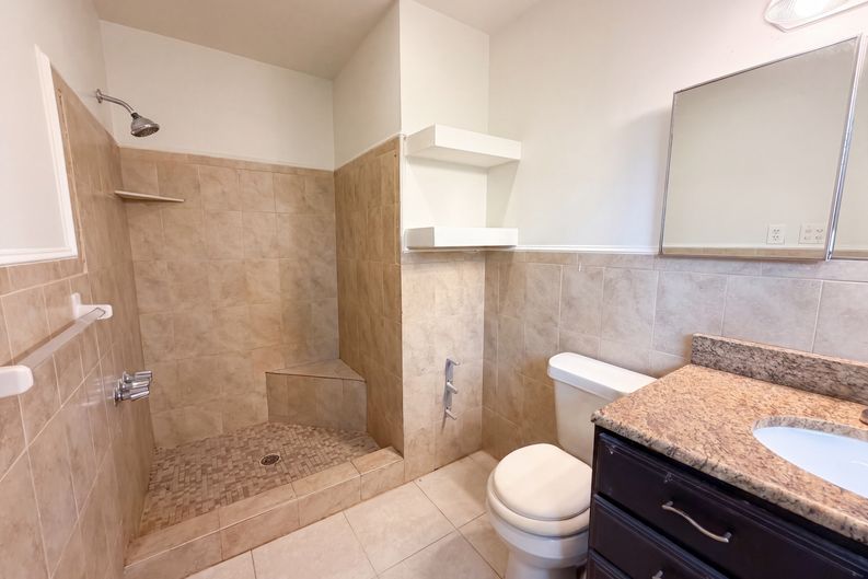 Photo 18 of 24 of 6907 Spencer Cir, Tampa, FL