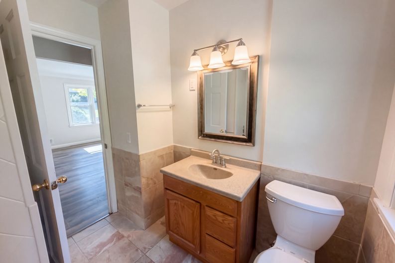 Photo 16 of 30 of 2517 Nokomis Ave, St. Paul, MN