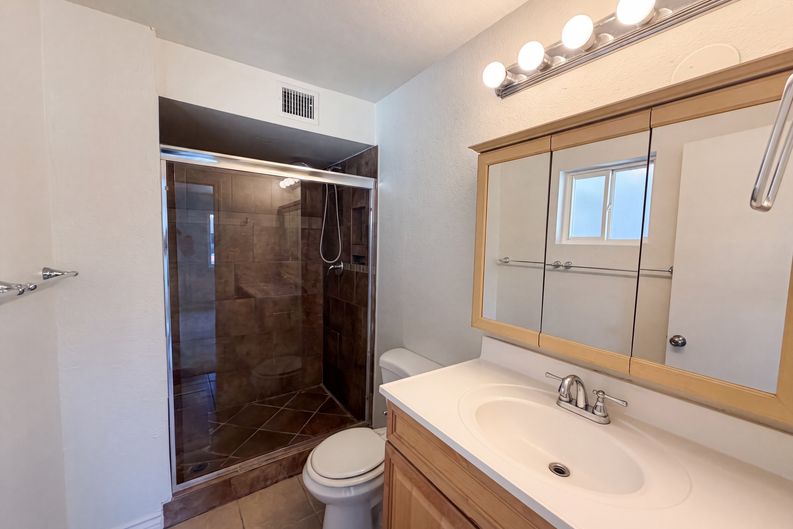 Photo 20 of 25 of 5908 W Calavar Rd, Glendale, AZ