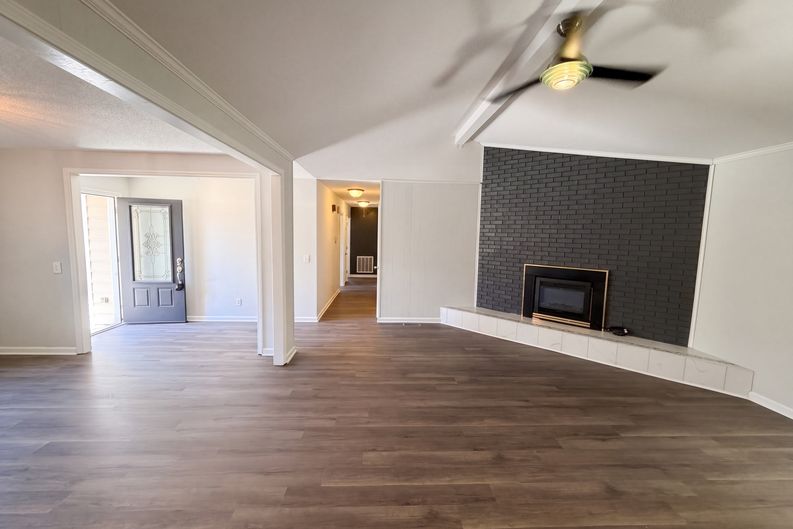 Photo 12 of 24 of 148 Whitwood Cir, Columbia, SC