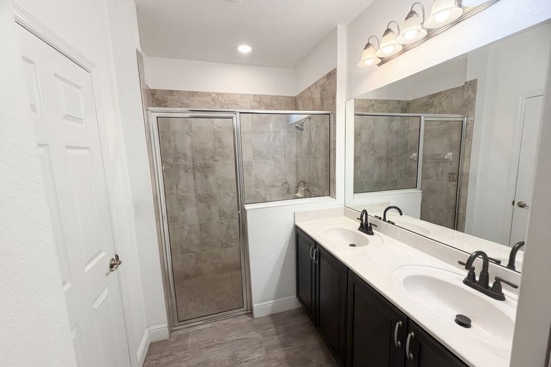 Photo 16 of 20 of 758 NE Hawks Ridge Way, Port Saint Lucie, FL