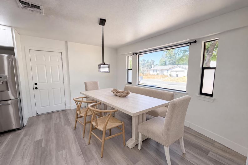 Photo 7 of 26 of 8266 Streng Ave, Citrus Heights, CA