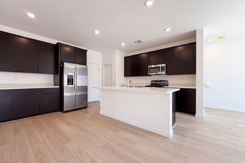 Photo 6 of 19 of 8373 W Rochelle Ave, Las Vegas, NV