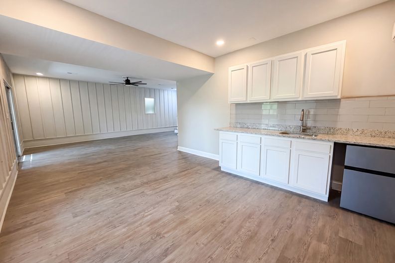 Photo 7 of 27 of 2801 Shades Crest Rd, Vestavia Hills, AL