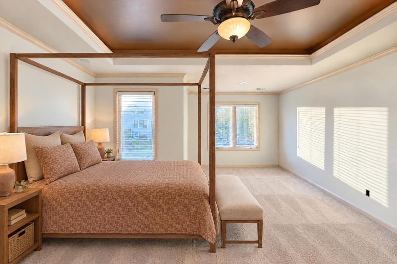 Photo 10 of 34 of 4509 NE Ridgeline Cir, Lees Summit, MO