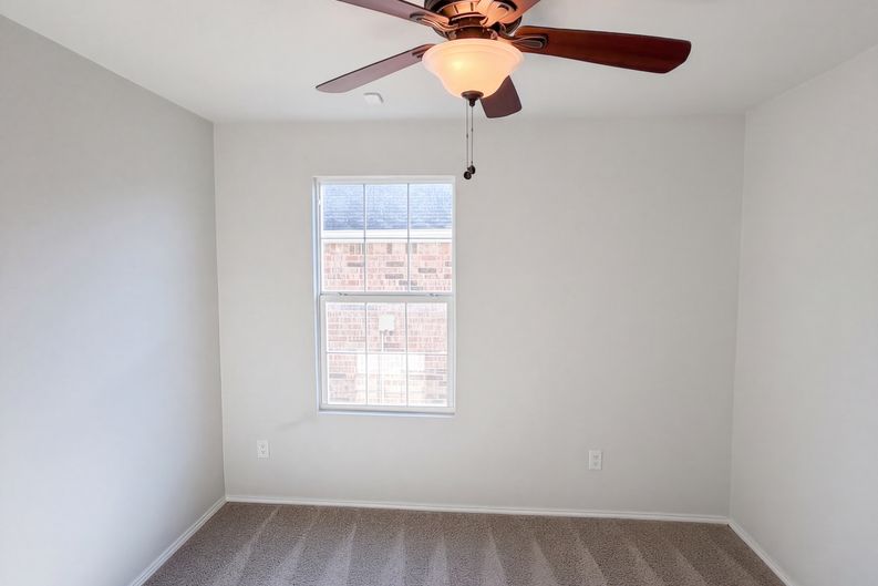 Photo 13 of 16 of 3029 Adrian Creek Dr, Little Elm, TX