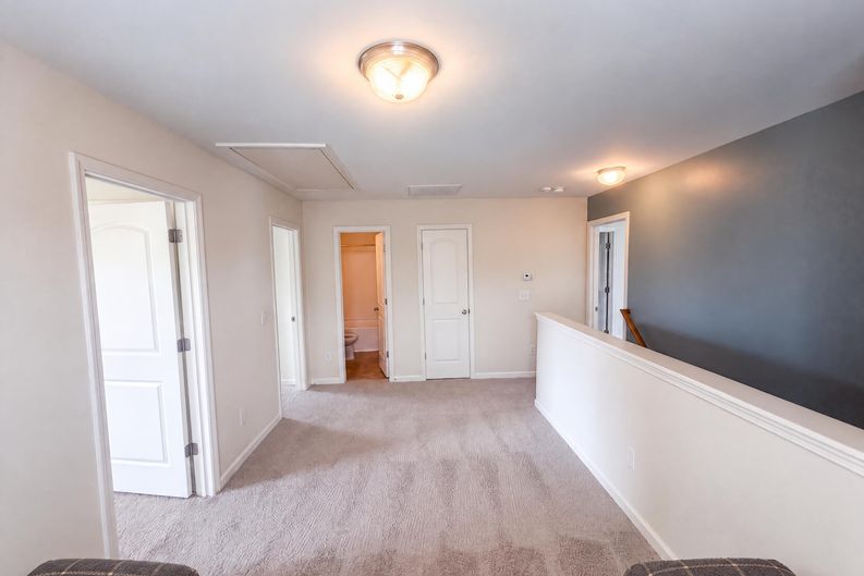 Photo 9 of 22 of 741 Cairn Cir, Burlington, NC