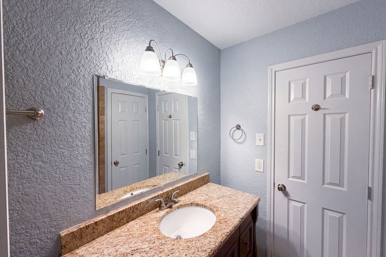 Photo 13 of 19 of 502 Jennings St, Nocona, TX