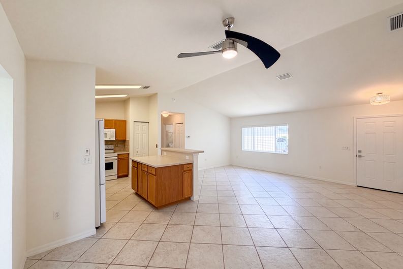 Photo 9 of 25 of 14280 SE 85th Ave, Summerfield, FL