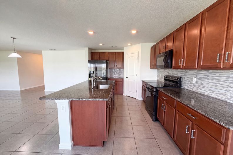 Photo 24 of 31 of 11534 Brighton Knoll Loop, Riverview, FL