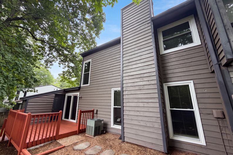Photo 5 of 26 of 282 Toweridge Dr SW, Marietta, GA