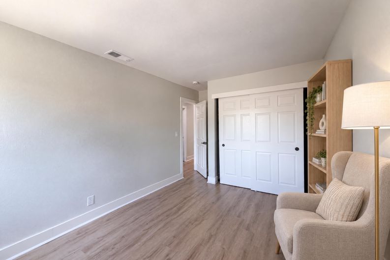Photo 20 of 46 of 6005 La Castana Way, Sacramento, CA