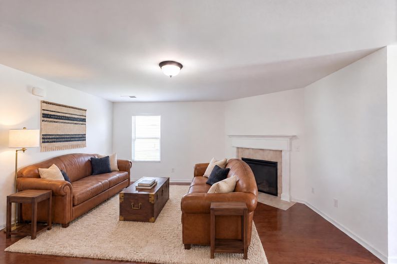 Photo 6 of 26 of 172 Bermuda Lakes Dr, Meridianville, AL