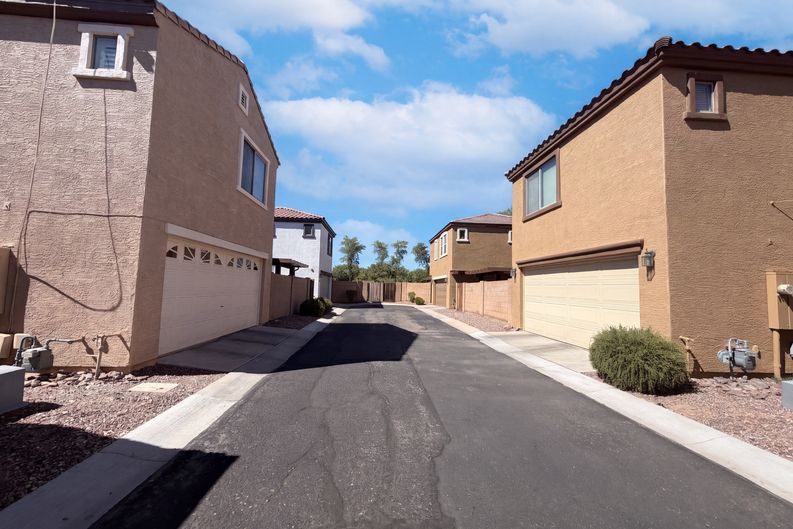 Photo 21 of 29 of 2856 E Megan St, Gilbert, AZ