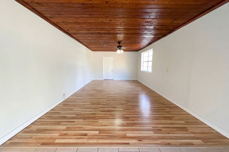 Photo 11 of 21 of 10001 SW 99th Ave, Miami, FL