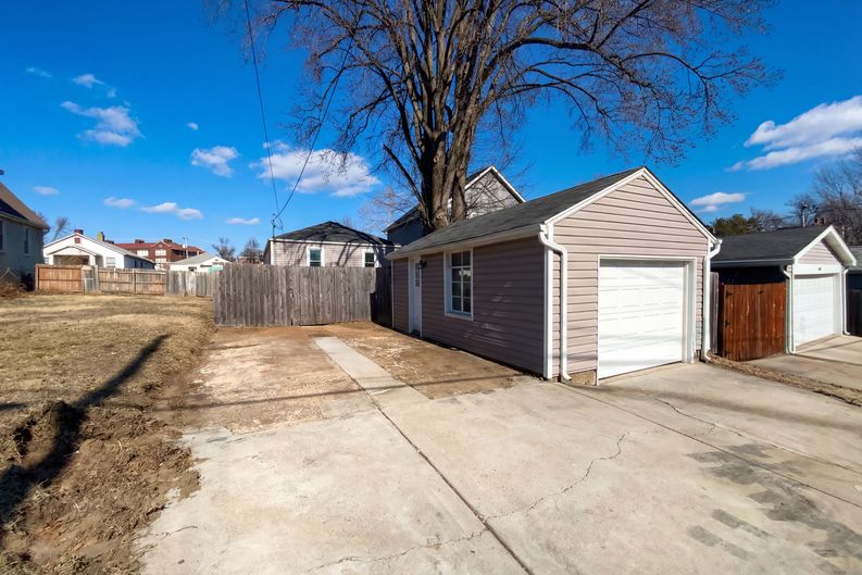 Photo 14 of 17 of 6736 Wise Ave, Saint Louis, MO
