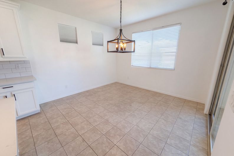 Photo 11 of 50 of 19872 W Montecito Ave, Litchfield Park, AZ