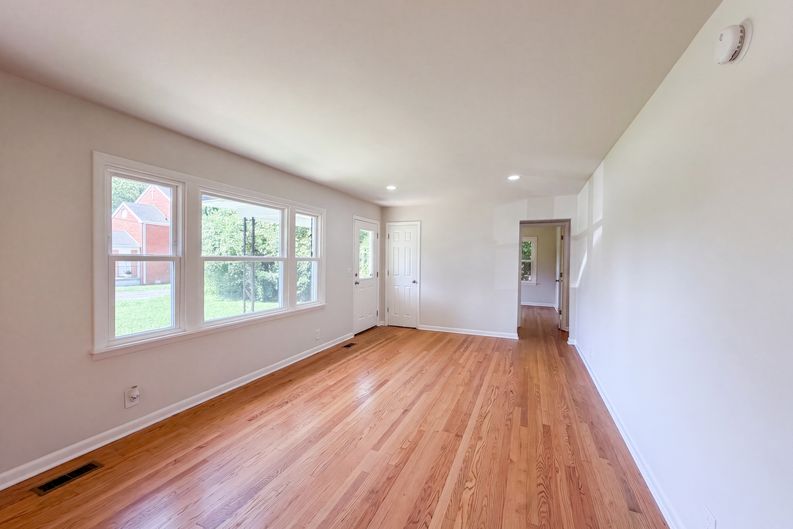 Photo 7 of 21 of 506 Mason Ct, Murfreesboro, TN