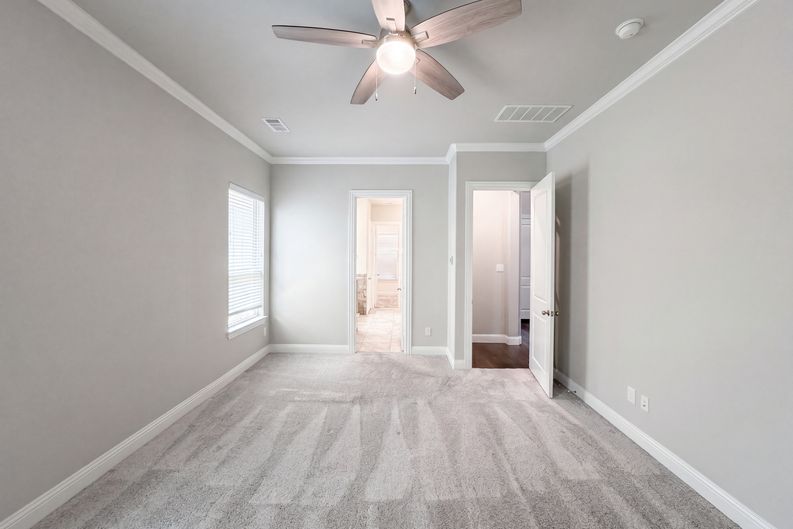 Photo 4 of 20 of 17628 Bottlebrush Dr, Dallas, TX