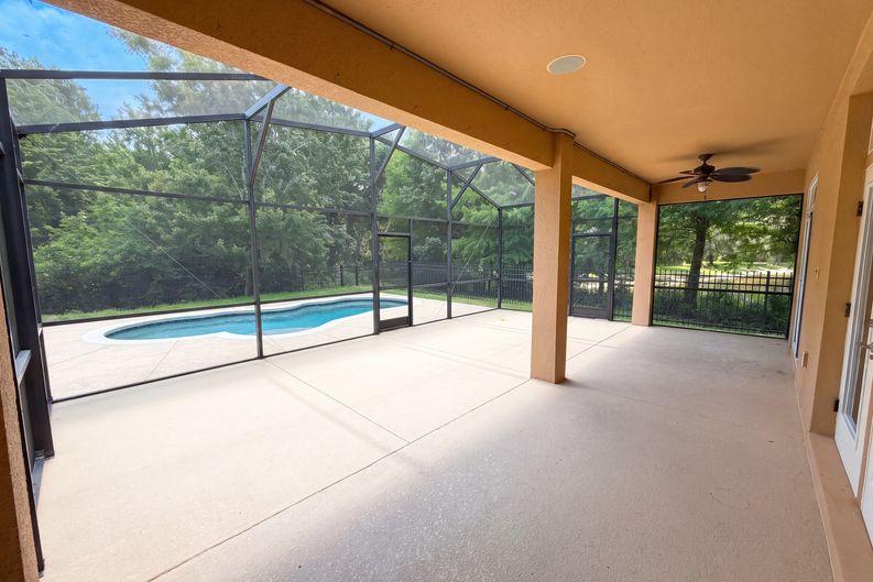 Photo 40 of 46 of 280 Chandler Cir, Oviedo, FL