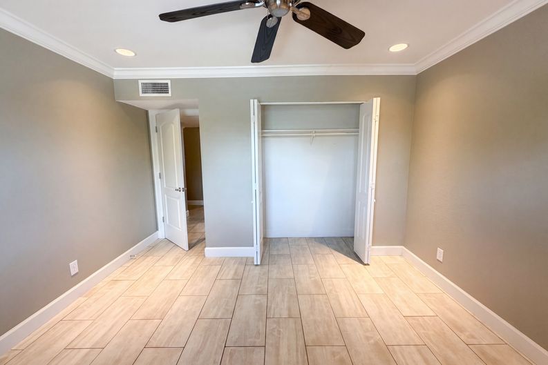 Photo 21 of 33 of 2244 E Nicolet Ave, Phoenix, AZ