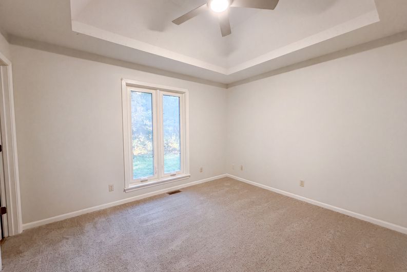 Photo 4 of 21 of 7511 Orient Ave, Kansas City, KS