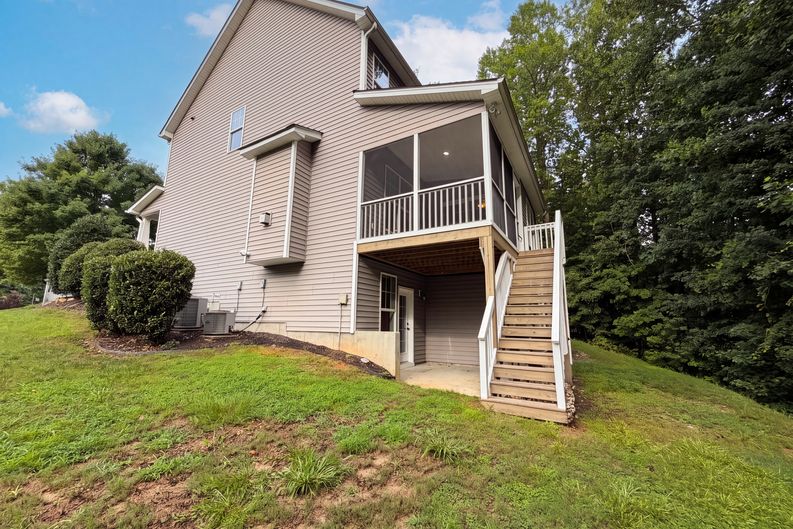 Photo 5 of 33 of 65 Barrowby Dr, Clayton, NC