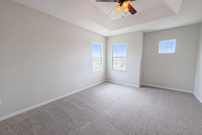 Photo 17 of 40 of 881 Haring Ln, Mount Dora, FL