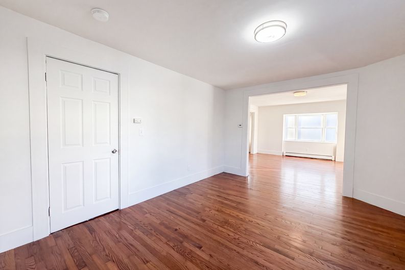 Photo 3 of 33 of 103 Goodridge St, Lynn, MA