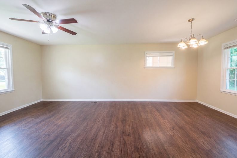 Photo 9 of 22 of 1808 Dailey Ter NW, Huntsville, AL