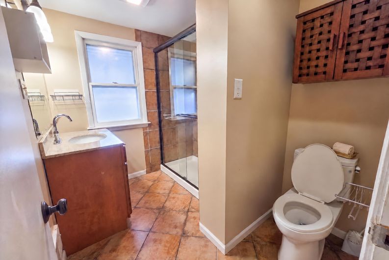 Photo 9 of 20 of 2339 Northgate Ave, Riverside, IL